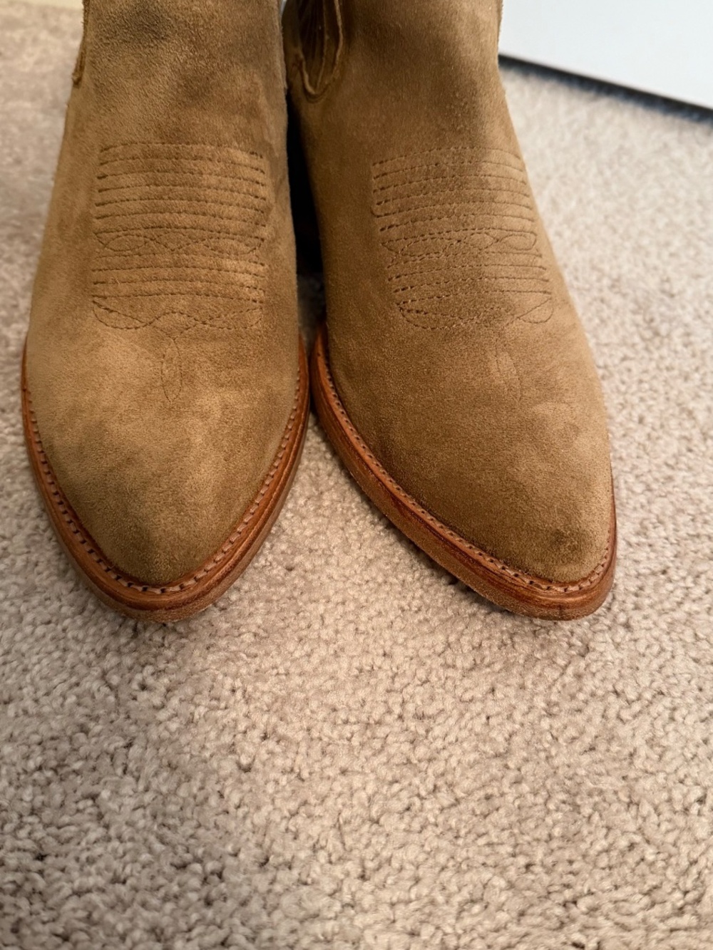 Tecovas Tan Ankle Boots, Latte Suede, sz 9 - Picture 5 of 9